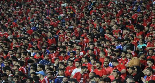 الأهلي يبحث تعظيم إيراداته من البطاقات الموسمية وجذب العائلات للمدرجات